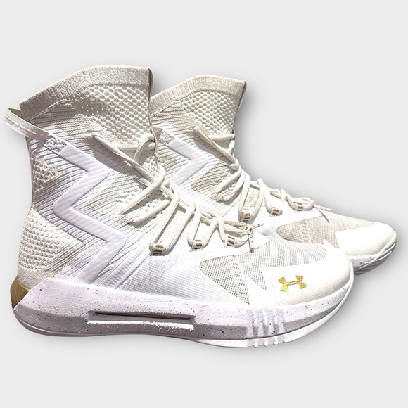 Under Armour Shoes - Under Armour Women's Highlight Ace 2.0 Volleyball Shoes 11